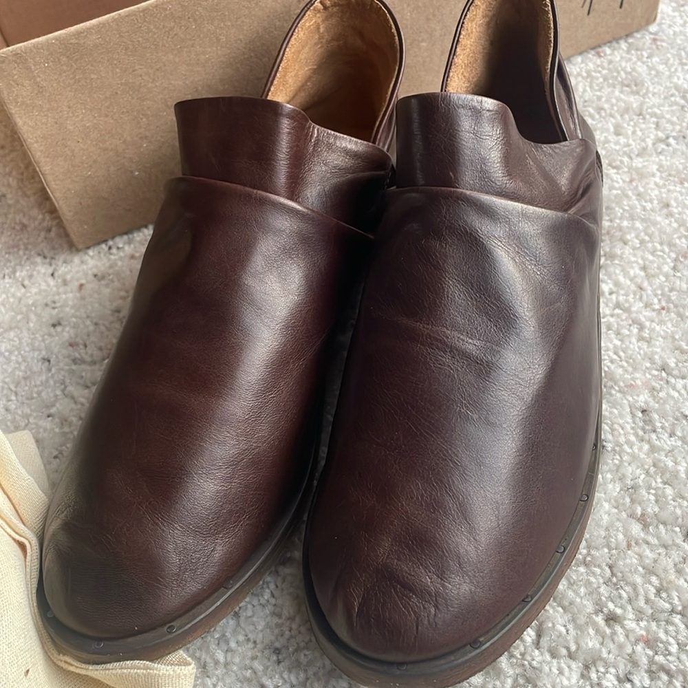🆕BEEK Puffin Chocolate sz 8.5